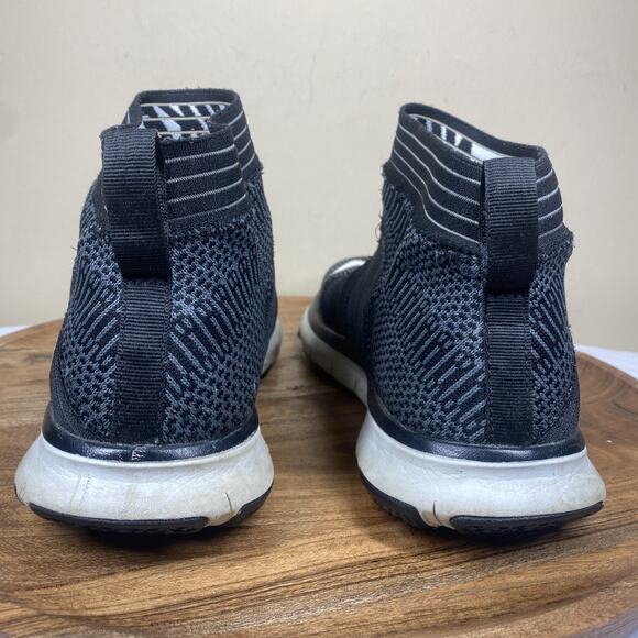 Nike Free Train Virtue Mens‎ Black and white size 12 Training shoes